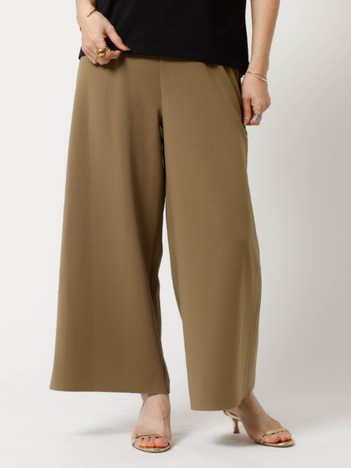 アクアジャージーワイトパンツ