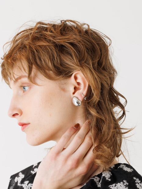 IRIS47 petite calm earring｜OUTLET / アウトレット
