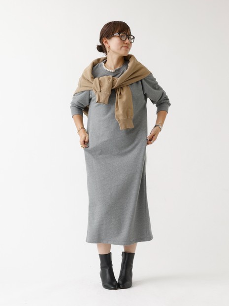 パール付きスウェットワンピース