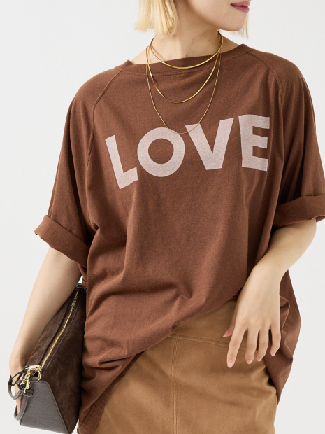 【KATHARINE HAMNETT /キャサリンハムネット 】 HARF SLEAVE REMAKED SLOGAN ビッグTシャツ【予約】