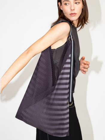 DESIGNWORKS (Ladie's) - 【MULTITUDES / マルチチューズ】Y BAG　プリーツショルダーバッグ