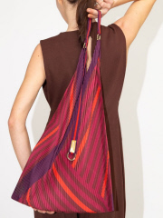 MULTITUDES BAGS(マルチチューズ)☆プリーツショルダーバッグ MULTITUDES / マルチチューズ】Y BAG プリーツショルダーバッグ