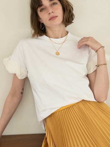 ロールアップスリーブTシャツ