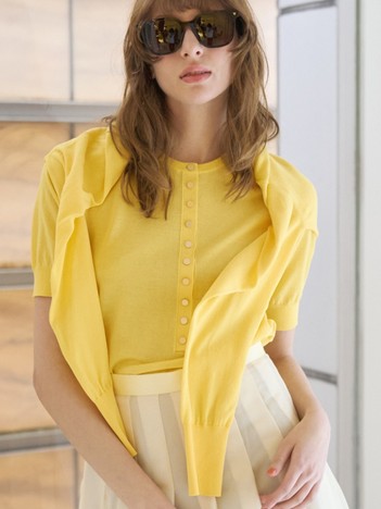 シルク混ベーシックヘンリーネックプルオーバー