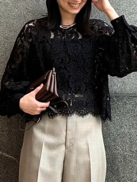 レースベーシックブラウス