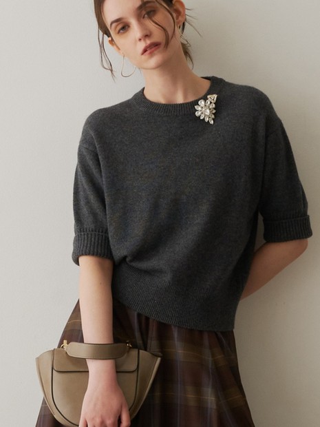 モデル有末麻祐子さんが手掛けるペットグッズライン「MATIE（メイティ