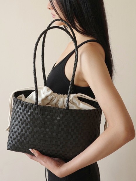 【NHE/ニエ】NGANG LONG HAND：かごバッグ NHE/ニエ】 NGANG LONG HAND かごバッグ｜DESIGNWORKS / デザインワークス