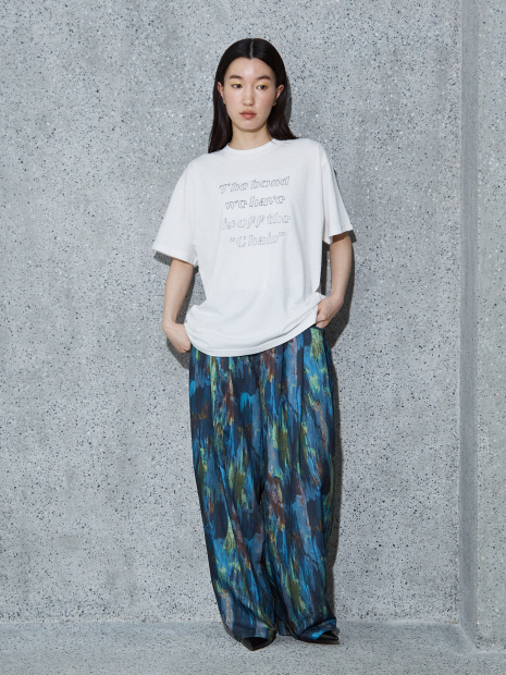 刺繍 ロゴ Tシャツ【予約】
