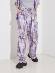 セットアップ着用可】スプラッシュプリントドロスト パンツ｜OUTLET