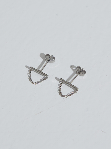 プチチェーンピアス