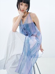 前後着用可】水彩アート ニュアンス柄 2WAY シアー キャミワンピース