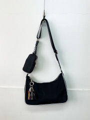 ノミネ
【cheek】square shoulder スクエア ショルダーバッグ