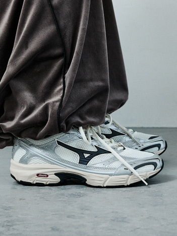 NOMINE - 【MIZUNO】D1GA2451 レースアップスニーカー