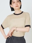 ベージュ