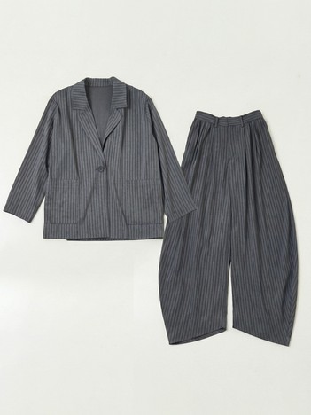 NOMINE - 【2点セット/ONLINESTORE限定】ストライプ柄 ワイドジャケット × タックボリュームパンツ セットアップ【予約】
