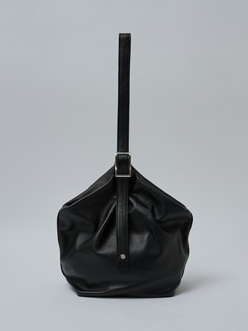 【UNISEX】UNCONSTRUCTED SHEEP ONE HAND BAG / アンコン仕立て シープレザー ワンハンドバッグ