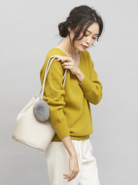 追加生産決定!【WEB別注】ポンポンファー巾着バッグ