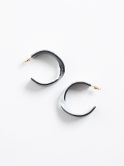 アウトレット (レディース)
●Casselini/アクリルツイストピアス