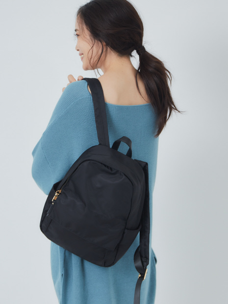 新色登場!【販売店舗限定】撥水7ポケットリュック
