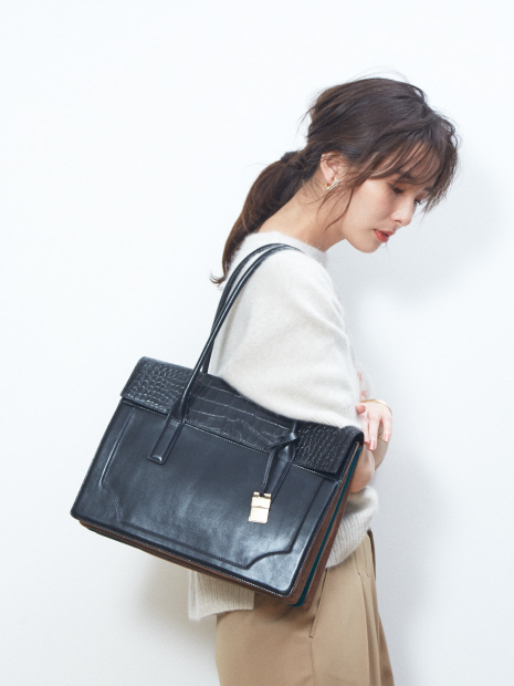 Abby/A4クロコフラップA4トート