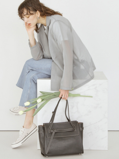 Knoty/レザーベルテッドトートBAG(L)