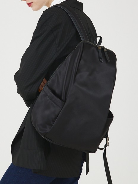 Produce by スタイリスト小山田早織】10 POCKETS ORIGINAL BAGPACK L