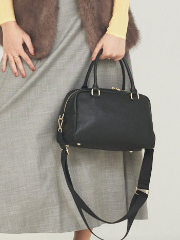●SOEUR/レザーボストンバッグ