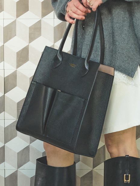 【美品】LOWELL Things　ブラックレザートートバッグ(A4入ります！) Twins/レザーWポケットA4トート/通勤・通学｜LOWELL Things / ロウェル