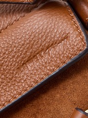 MATERIAL