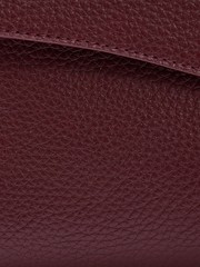 MATERIAL