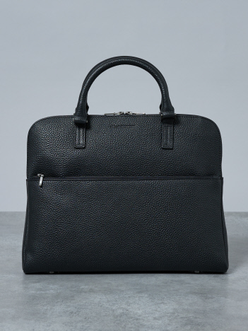 贈り物にも喜ばれる上質なレザーバッグ | alfredoBANNISTER