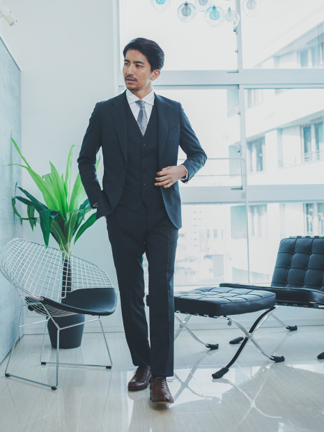 【WEB限定/新型】内羽根ストレートチップシューズ