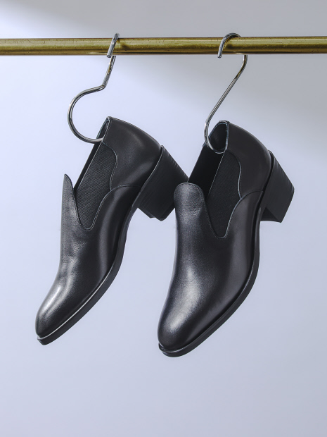 ALFREDO BANNISTER 革靴【5分使用　ほぼ新品】　定価29,000靴