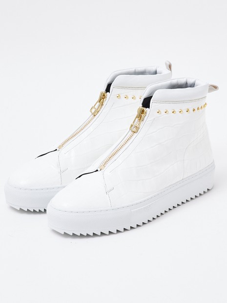 LEON別注】クロコ型押し センタージップ スタッズ スニーカー