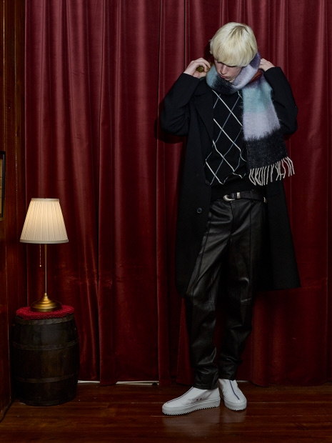 MADE IN JAPAN】ダブルジップ スニーカー｜alfredoBANNISTER