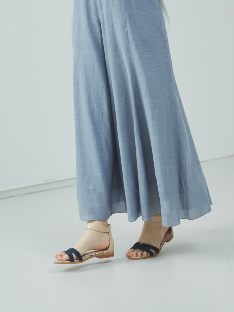 【ロングヒットアイテム】アンクルストラップサンダル