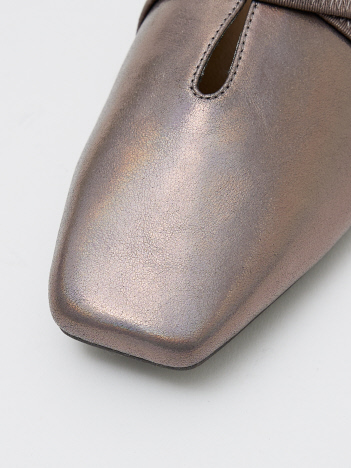 MATERIAL