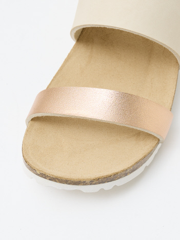 MATERIAL