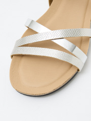 MATERIAL