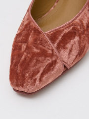 MATERIAL