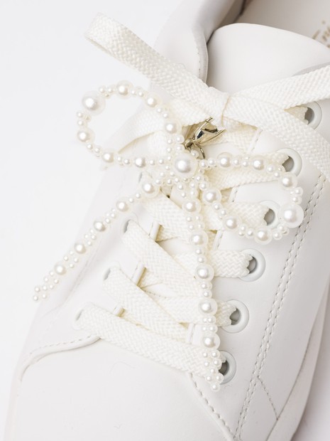 リボンチャーム｜Au BANNISTER / オゥ バニスター