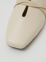 MATERIAL