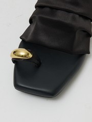 MATERIAL