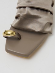 MATERIAL