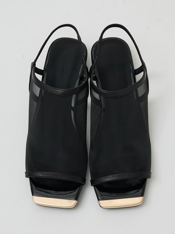 メタルトゥメッシュサンダル