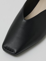 MATERIAL