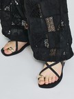 【販売店舗限定】ニュアンスリング ストラップサンダル