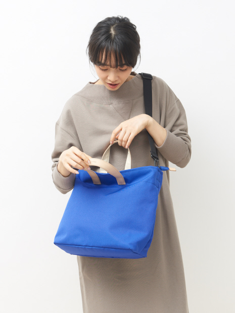 【THE CASE/ 別注】軽量 A4サイズ収納可 2WAYトートバッグ