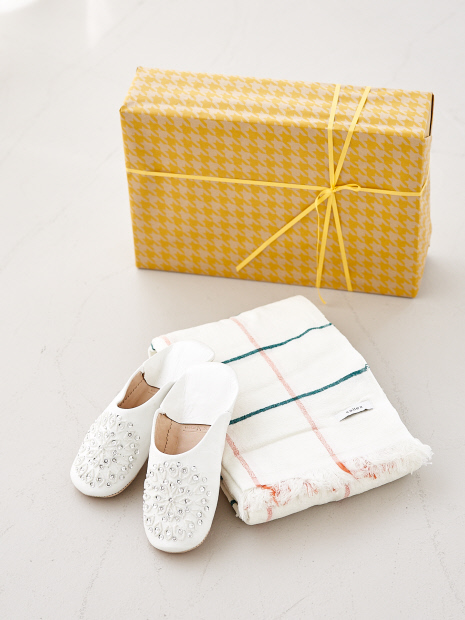 【ギフト専用商品】GIFT SET 05『お家の中を心地よく過ごす、ブランケット&バブーシュセット』