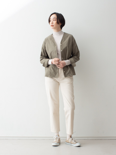 【nicholson&nicholson】Vネックシャツ